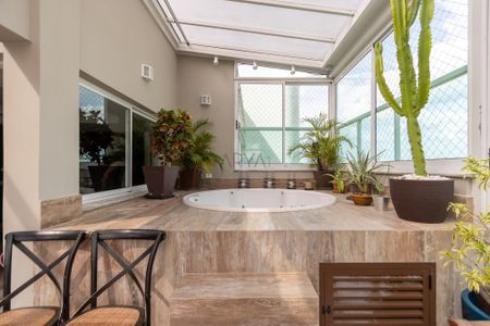 10_photo/94dce3f0b5.a59571e814cc2ab8-ATLAS-2a1828e0-40fb-44f8-812f-41aeee68aad2.jpg de apartamento à venda com 4 quartos, 208m² em Batel, Curitiba