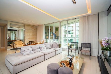 6_photo/94dce3f0c7.806d4eb6cb56ab91-ATLAS-e34ac135-5d0e-4b65-8edf-4090ad9d91c0.jpg de apartamento à venda com 3 quartos, 200m² em Mercês, Curitiba