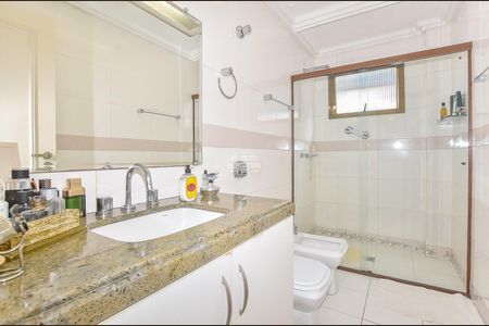 8_photo/94dce3f0ef.299544d2c7c6c8c5-ATLAS-a402aa5a-d661-4e4d-8f4a-b11860eff6d2.jpg de apartamento à venda com 3 quartos, 214m² em Champagnat, Curitiba