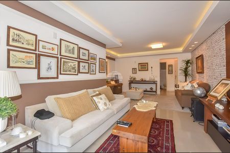 5_photo/94dce3f0ef.299544d2c7c6c8c5-ATLAS-fa41b4cb-1a78-408b-bc73-17ef10f8e42f.jpg de apartamento à venda com 3 quartos, 214m² em Champagnat, Curitiba