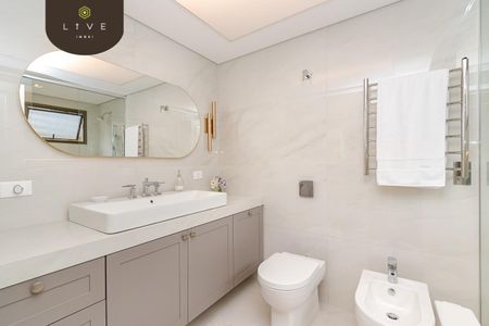 8_photo/94dce3f0ef.cb6db85c7f4bbc3f-ATLAS-23d877e1-cc69-4f84-afa3-67355bfc28d5.jpg de apartamento à venda com 3 quartos, 167m² em Champagnat, Curitiba