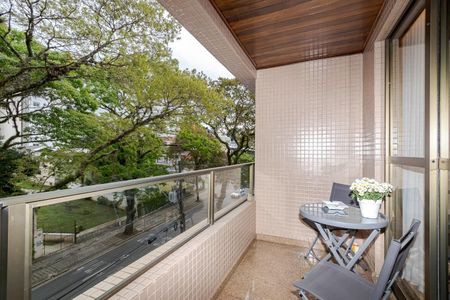 12_photo/94dce3f0ef.cb6db85c7f4bbc3f-ATLAS-58eb8e5b-3d83-4ea1-b187-b769afac8258.jpg de apartamento à venda com 3 quartos, 167m² em Champagnat, Curitiba