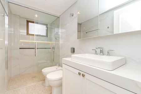 25_photo/94dce3f0ef.cb6db85c7f4bbc3f-ATLAS-75ddee83-6765-4ede-b304-115e4192f410.jpg de apartamento à venda com 3 quartos, 167m² em Champagnat, Curitiba