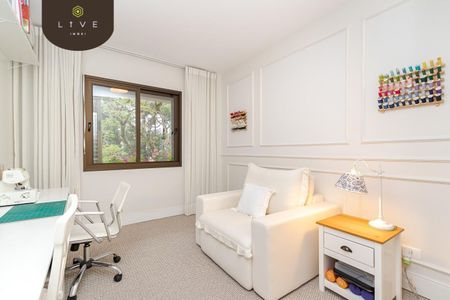 22_photo/94dce3f0ef.cb6db85c7f4bbc3f-ATLAS-7841d8b6-36f7-4f5f-b737-3cf7d952807b.jpg de apartamento à venda com 3 quartos, 167m² em Champagnat, Curitiba