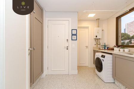 14_photo/94dce3f0ef.cb6db85c7f4bbc3f-ATLAS-90fff898-201e-4153-a7d9-9b0070e06d48.jpg de apartamento à venda com 3 quartos, 167m² em Champagnat, Curitiba