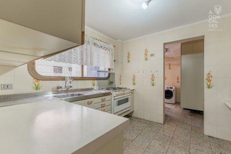 7_photo/94dce3f119.52c04df22fa637cc-ATLAS-407b98dc-cd85-4a1d-a13a-e8a924ff4ed2.jpg de apartamento à venda com 3 quartos, 190m² em Bigorrilho, Curitiba