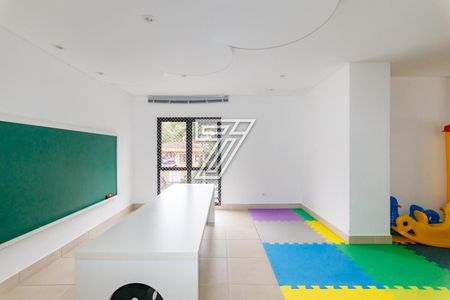 4_photo/94dce3f11b.3f6eac5eccbe5cdc-ATLAS-1226fa07-4e0d-404e-8db0-20e02c5828ef.jpg de apartamento à venda com 1 quarto, 74m² em Bigorrilho, Curitiba