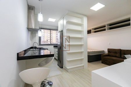 2_photo/94dce3f11b.5d648b945b58c2b0-ATLAS-d3d73dac-63f9-4b04-a0de-cd6d1738d7e7.jpg de kitnet/studio à venda com 1 quarto, 30m² em Bigorrilho, Curitiba