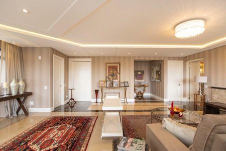 3_photo/94dce3f127.33bb0f094f86d3ae-ATLAS-fb6c133e-a5a5-499a-8e1e-a8bc6cee7749.jpg de apartamento à venda com 3 quartos, 305m² em Bigorrilho, Curitiba