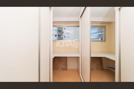 7_photo/94dce3f13b.083efabfa296a376-ATLAS-33a863cf-9fea-4143-a6ce-0d31dfef42bd.jpg de apartamento para alugar com 3 quartos, 83m² em Bigorrilho, Curitiba