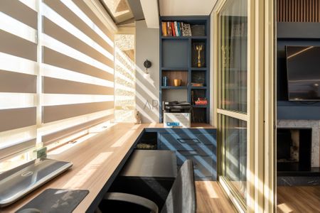 10_photo/94dce3f175.a0db3ef5bbbfe33d-ATLAS-be724b34-eda4-4ebd-bc56-6b4facc5a272.jpg de apartamento à venda com 3 quartos, 233m² em Mercês, Curitiba