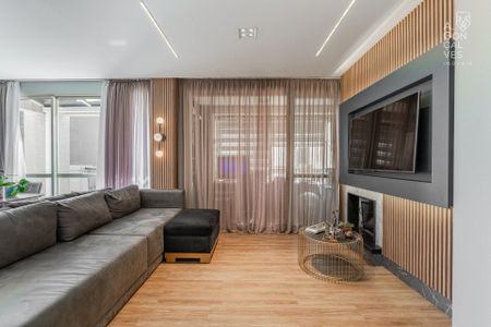 9_photo/94dce3f175.a6642be471fbf72b-ATLAS-2ef55a1a-f2b5-4e51-a949-5b2bc42d1d9b.jpg de apartamento à venda com 3 quartos, 233m² em Mercês, Curitiba