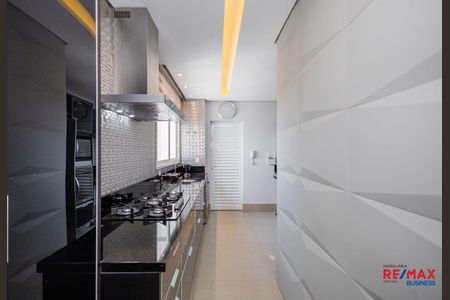 8_photo/94dce3f1bd.2a5ec1c623a0236e-ATLAS-7210caf1-0a9f-4260-9e91-6d5746e76794.jpg de apartamento à venda com 3 quartos, 248m² em Batel, Curitiba