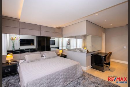 14_photo/94dce3f1bd.2a5ec1c623a0236e-ATLAS-c1519c09-b3d0-4933-b032-d3a3682a7763.jpg de apartamento à venda com 3 quartos, 248m² em Batel, Curitiba