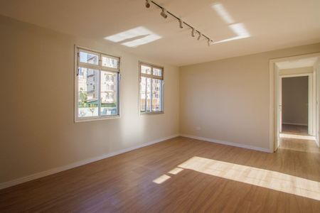 8_photo/94dce3f20f.b77ade9d070fa692-ATLAS-b09bfa4f-b4d6-42ff-b7f6-7fdaa6b6797c.jpg de apartamento à venda com 3 quartos, 70m² em Bigorrilho, Curitiba