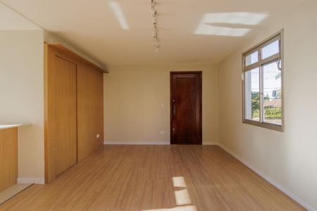 7_photo/94dce3f20f.b77ade9d070fa692-ATLAS-e3419091-8d36-499d-b102-092c4d143f59.jpg de apartamento à venda com 3 quartos, 70m² em Bigorrilho, Curitiba