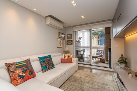 7_photo/94dce3f229.e8e5fa755685fc5e-ATLAS-391eec4d-aa94-48a6-9fec-502631b95210.jpg de apartamento à venda com 2 quartos, 83m² em Bigorrilho, Curitiba