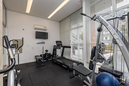 8_photo/94dce3f229.e8e5fa755685fc5e-ATLAS-af2d5303-c811-4125-a5f3-c4ea64eaa1fc.jpg de apartamento à venda com 2 quartos, 83m² em Bigorrilho, Curitiba