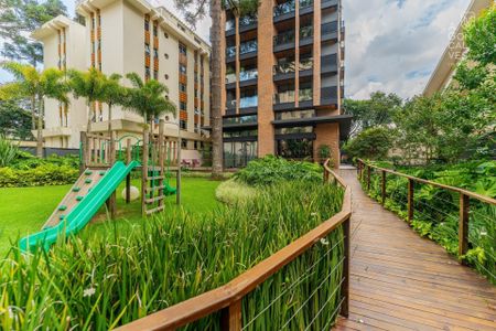 18_photo/94dce3f2e3.2a06c221de362b8e-ATLAS-0154dde4-e85b-4810-80e7-eeed3b327cb4.jpg de apartamento à venda com 3 quartos, 112m² em Bigorrilho, Curitiba