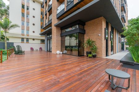 32_photo/94dce3f2e3.2a06c221de362b8e-ATLAS-97dc6af3-70b0-455f-8fbb-b672915c24e4.jpg de apartamento à venda com 3 quartos, 112m² em Bigorrilho, Curitiba