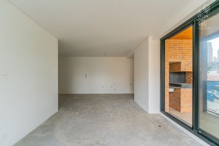 4_photo/94dce3f2e3.2a06c221de362b8e-ATLAS-fdab9b52-f8ac-4972-916a-5ef1c022efd7.jpg de apartamento à venda com 3 quartos, 112m² em Bigorrilho, Curitiba