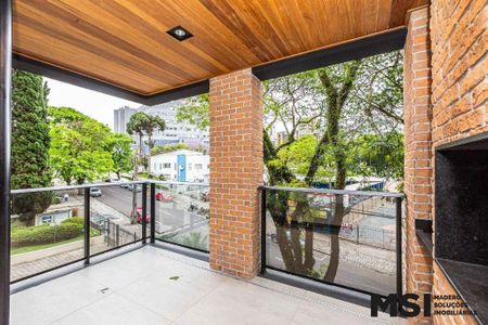 1_photo/94dce3f2e3.61df383ebc62b81a-ATLAS-d3411d40-aec3-4e7d-9f10-e03449aa1eab.jpg de apartamento à venda com 2 quartos, 73m² em Bigorrilho, Curitiba