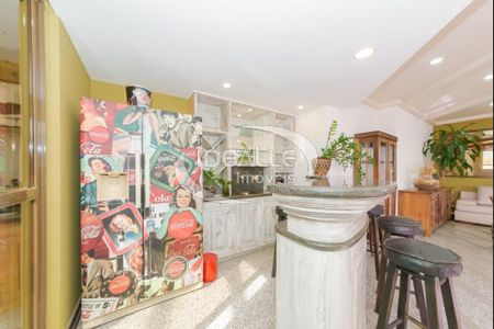 4_photo/94dce3f2e7.e36cf7204ae9d2f3-ATLAS-07d17db6-bacf-4741-830a-bfe9510080b8.jpg de apartamento à venda com 3 quartos, 309m² em Centro, Curitiba