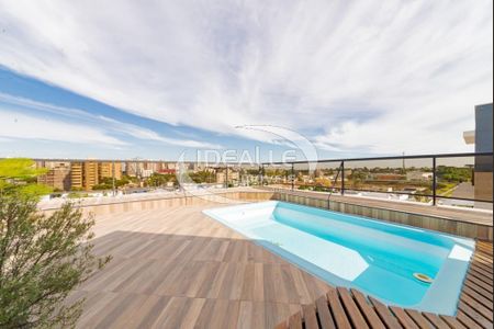 1_photo/94dce3f2e7.e36cf7204ae9d2f3-ATLAS-59d9be72-bfbc-4c1f-8eb4-c859101db170.jpg de apartamento à venda com 3 quartos, 309m² em Centro, Curitiba