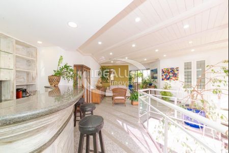 38_photo/94dce3f2e7.e36cf7204ae9d2f3-ATLAS-97a2cff8-846c-4bcb-845c-f3beacb30399.jpg de apartamento à venda com 3 quartos, 309m² em Centro, Curitiba