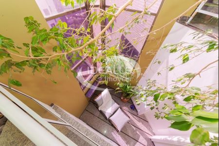 8_photo/94dce3f2e7.e36cf7204ae9d2f3-ATLAS-e8f10d24-0027-405f-9027-2b1f950c240b.jpg de apartamento à venda com 3 quartos, 309m² em Centro, Curitiba