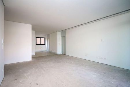 12_photo/94dce3f2e9.1fca9958d16f7713-ATLAS-a8d874e0-80dc-4886-995e-653c4f3628ec.jpg de apartamento à venda com 2 quartos, 125m² em Centro, Curitiba