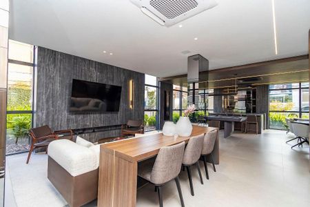 32_photo/94dce3f2e9.ed3d64f78ac4b4e4-ATLAS-1138919d-65fa-4cda-8a45-fa3ad3eb9e47.jpg de apartamento à venda com 3 quartos, 195m² em Centro, Curitiba