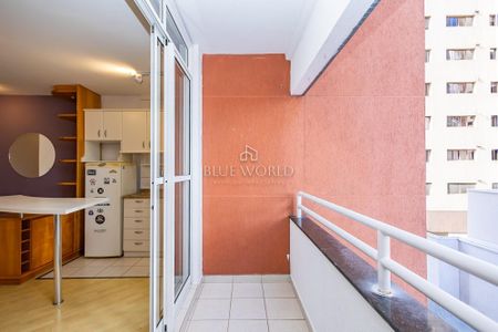 1_photo/94dce3f2ef.b91b4dd173bd3951-ATLAS-c3977ca2-9fa7-4e3e-9890-6e2d5db89b58.jpg de apartamento à venda com 1 quarto, 42m² em Bigorrilho, Curitiba