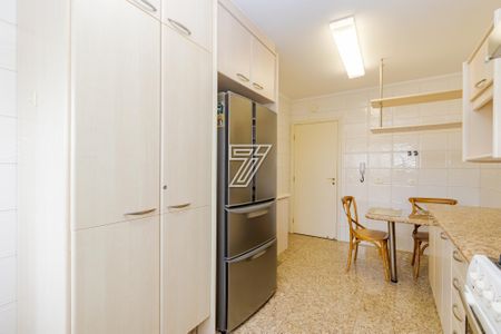 6_photo/94dce3f2f3.47a0f586fd0c9f89-ATLAS-26ee9e3e-5f1f-4f60-a1b7-69d0027d1c8f.jpg de apartamento à venda com 4 quartos, 205m² em Batel, Curitiba