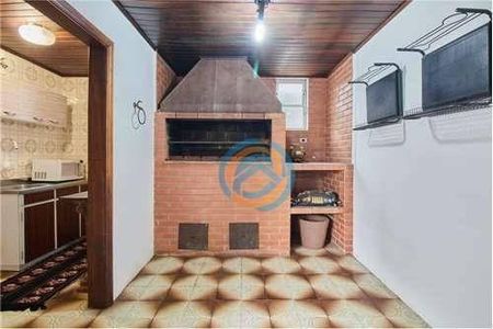28_photo/94dce3f2fb.202033c5160a923d-ATLAS-6712bdd6-0c57-45b1-9632-8d9509edd51f.jpg de apartamento à venda com 4 quartos, 235m² em Bigorrilho, Curitiba