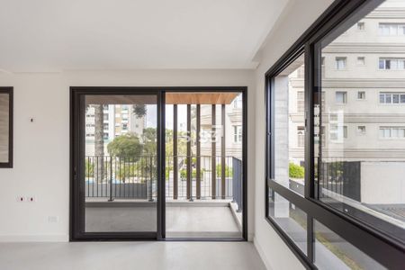 8_photo/94dce3f30d.24ee13a71578d2a6-ATLAS-0fa8e3fb-c44e-4931-bdbe-1bfa583277ef.jpg de apartamento à venda com 1 quarto, 40m² em Bigorrilho, Curitiba