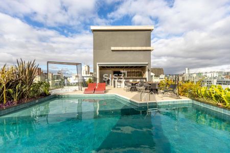 7_photo/94dce3f30d.a06dfbe20ceb9559-ATLAS-c08f4fa0-fa09-4fa0-aba6-35af91165831.jpg de apartamento à venda com 1 quarto, 52m² em Bigorrilho, Curitiba