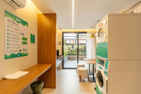 9_photo/94dce3f30d.b1665d3d27908d56-ATLAS-b6d32d4a-e5c6-4e02-bdbe-1c4a6e49fa37.jpg de apartamento à venda com 1 quarto, 34m² em Bigorrilho, Curitiba