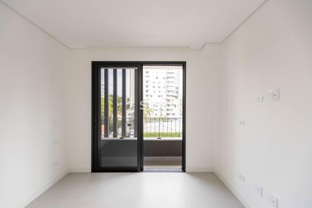 8_photo/94dce3f30d.b1665d3d27908d56-ATLAS-d3f858b0-841e-4cd1-b8ad-d1fe9f82a8f5.jpg de apartamento à venda com 1 quarto, 34m² em Bigorrilho, Curitiba