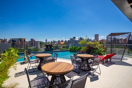 11_photo/94dce3f30d.e5b0f526cad1f31c-ATLAS-ddd36696-39cf-41ba-b4e8-9180f93c79cb.jpg de apartamento para alugar com 1 quarto, 31m² em Bigorrilho, Curitiba