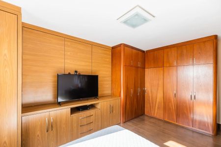 14_photo/94dce3f355.912a2735542dba6c-ATLAS-90f12ccb-a9a8-4d32-aa6c-0c469cbacedd.jpg de apartamento à venda com 5 quartos, 483m² em Centro, Curitiba