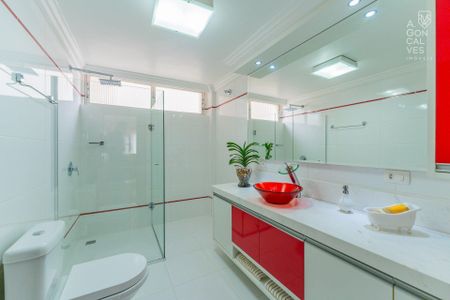 7_photo/94dce3f355.97da5f8a5fd4163d-ATLAS-1faa259c-fabf-4e84-ace1-2d903c00cb89.jpg de apartamento à venda com 3 quartos, 274m² em Centro, Curitiba