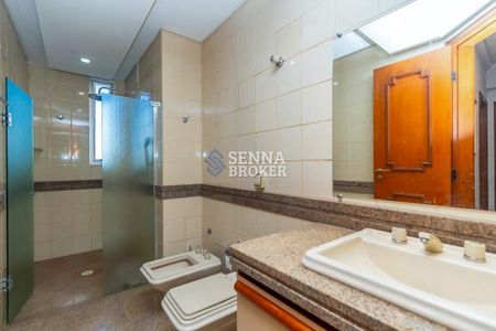 8_photo/94dce3f385.69bb683d0c6033a3-ATLAS-42b74e29-be14-4dcf-9070-fd272ab996f0.jpg de apartamento à venda com 3 quartos, 151m² em Centro, Curitiba