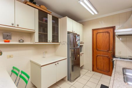 5_photo/94dce3f385.fafdfe885e3e1e54-ATLAS-1f4d039d-c652-452d-9754-2bbdaf1eef63.jpg de apartamento à venda com 3 quartos, 154m² em Centro, Curitiba