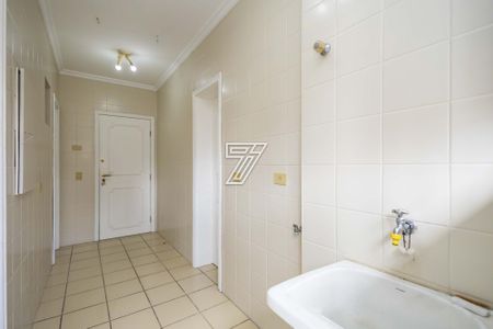 7_photo/94dce3f385.fafdfe885e3e1e54-ATLAS-2e8e2582-b1f8-4b32-ac18-0dc5c5169092.jpg de apartamento à venda com 4 quartos, 167m² em Centro, Curitiba