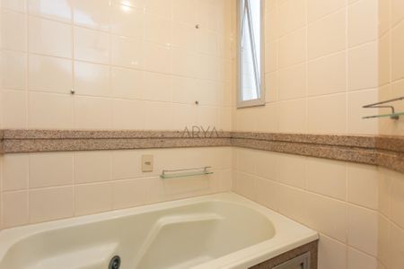 20_photo/94dce3f385.fafdfe885e3e1e54-ATLAS-83fe5b40-2205-4e77-a2c7-e82f635e8c01.jpg de apartamento à venda com 3 quartos, 154m² em Centro, Curitiba