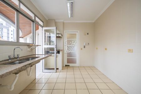 2_photo/94dce3f385.fafdfe885e3e1e54-ATLAS-a33b3473-3540-4832-8968-d9fddf888a90.jpg de apartamento à venda com 4 quartos, 167m² em Centro, Curitiba