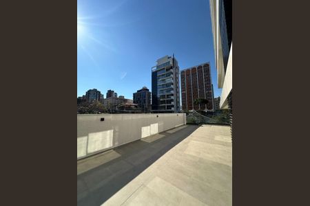 11_photo/94dce3f38d.d0632cb0b57e5116-ATLAS-04266bbc-3261-49cd-84ca-6e802e60e039.jpg de apartamento à venda com 3 quartos, 101m² em Bigorrilho, Curitiba