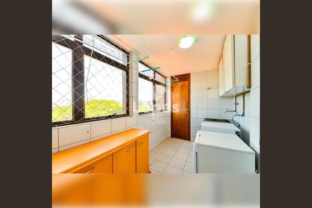 20_photo/94dce3f3b7.54887b4dc90f8163-ATLAS-78a1a34a-e55c-404d-800c-9c658bbb96af.jpg de apartamento à venda com 3 quartos, 255m² em Batel, Curitiba