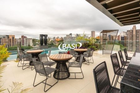 3_photo/94dce3f3cd.a0dd25b53c6eeb2b-ATLAS-d4f7ed75-f83a-4fdb-bde7-7f85aa555900.jpg de apartamento à venda com 1 quarto, 47m² em Matriz, Curitiba